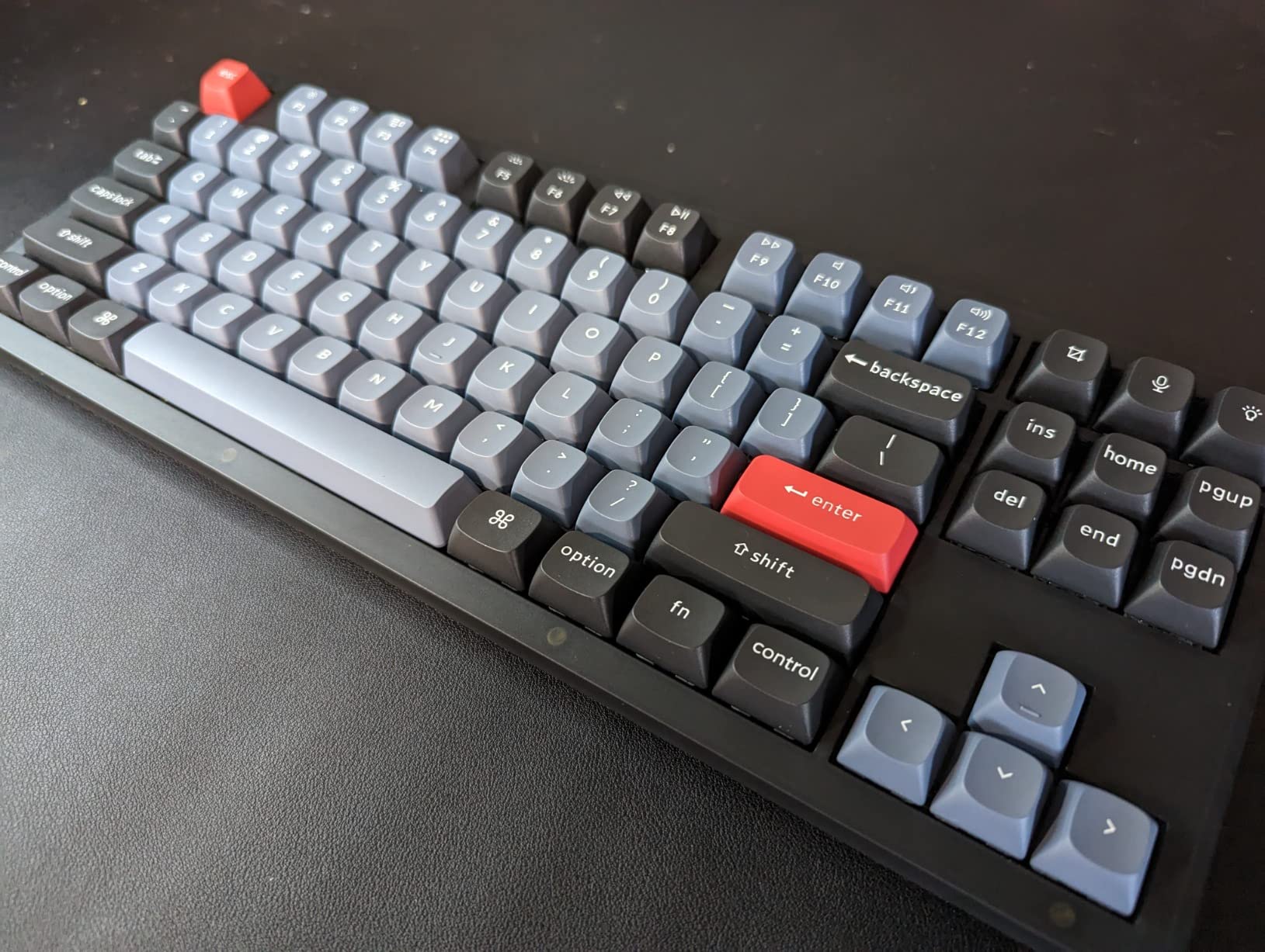 Keychron V3 Wired Custom Mechanical Keyboard, TKL Tenkeyless QMK/VIA Programmable Macro with Hot-swappable Keychron K Pro Brown Switch Compatible with Mac Windows Linux (Frosted Black-Translucent) Customer Review Keychron V3 Wired Custom Mechanical Keyboard, TKL Tenkeyless QMK/VIA Programmable Macro with Hot-swappable Keychron K Pro Brown Switch Compatible with Mac Windows Linux (Frosted Black-Translucent) - Customer Photo 5