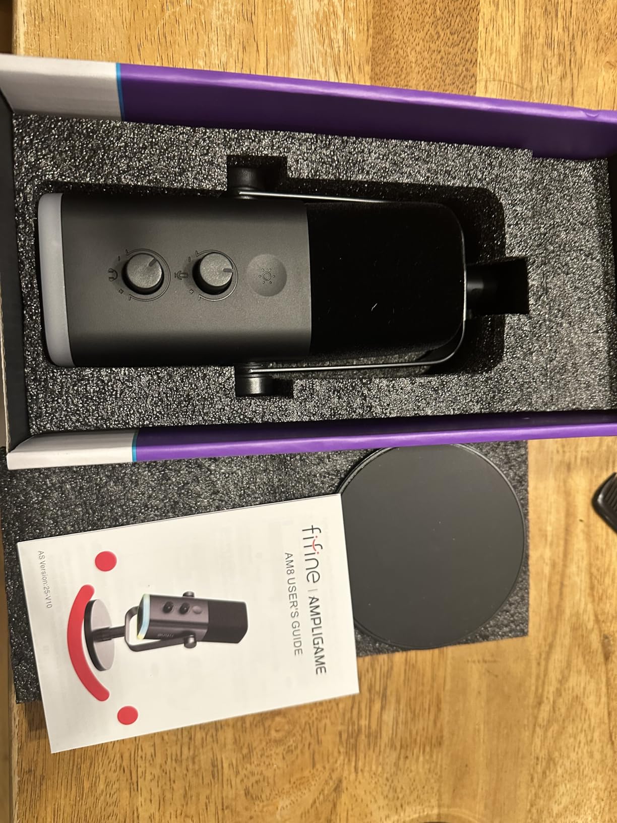 FIFINE USB/XLR Dynamic Microphone for Podcast Recording, PC Computer Gaming Streaming Mic with RGB Light, Mute Button, Headphones Jack, Desktop Stand, Vocal Mic for Singing YouTube-AmpliGame AM8 - Customer Photo 2