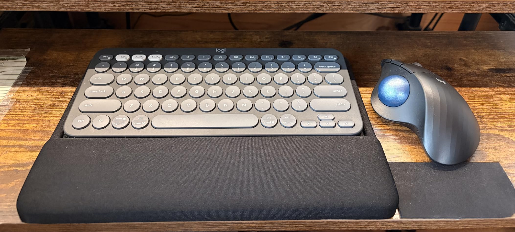 Logitech Pebble Keys 2 K380s, Multi-Device Bluetooth Wireless Keyboard with Customizable Shortcuts, Slim and Portable, Easy-Switch for Windows, macOS, iPadOS, Android, Chrome OS - Tonal Graphite - Customer Photo 2