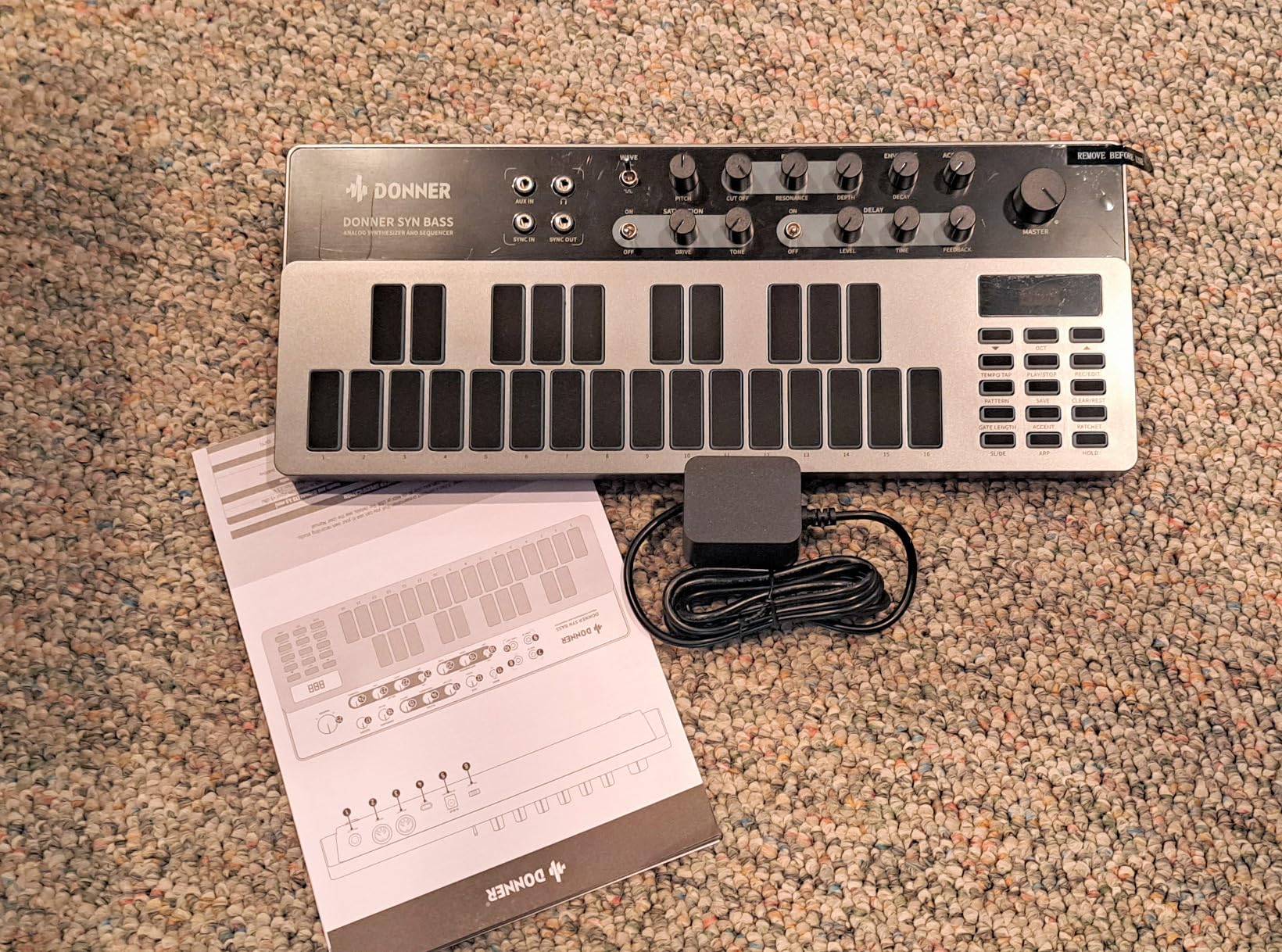 Analog Bass Synthesizer and Sequencer, Donner Essential B1 with Intuitive User Interface, 128 Patterns Memory, Saturation & Delay Effects, Make for Classic Acid Sound Customer Review Analog Bass Synthesizer and Sequencer, Donner Essential B1 with Intuitive User Interface, 128 Patterns Memory, Saturation & Delay Effects, Make for Classic Acid Sound - Customer Photo 2