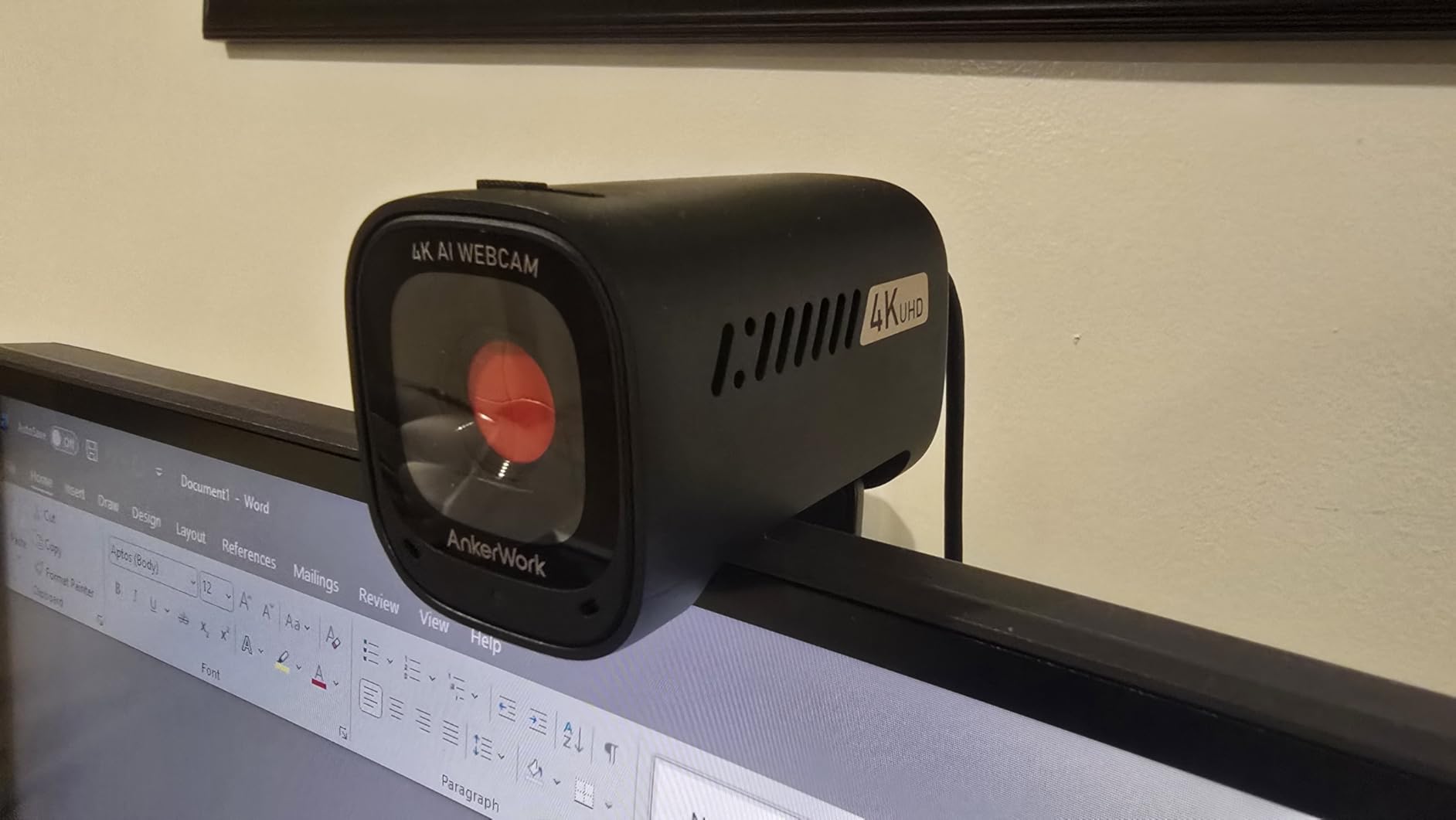 Anker AnkerWork C310 Webcam, 4K Webcam, 12 Megapixel, AI Auto Focus, AI Framing, AI Noise Canceling Mic, Built-in Privacy Cover, and Adjustable FOV, 1080p@60FPS HDR, for Video Calls and Livestreams - Customer Photo 2