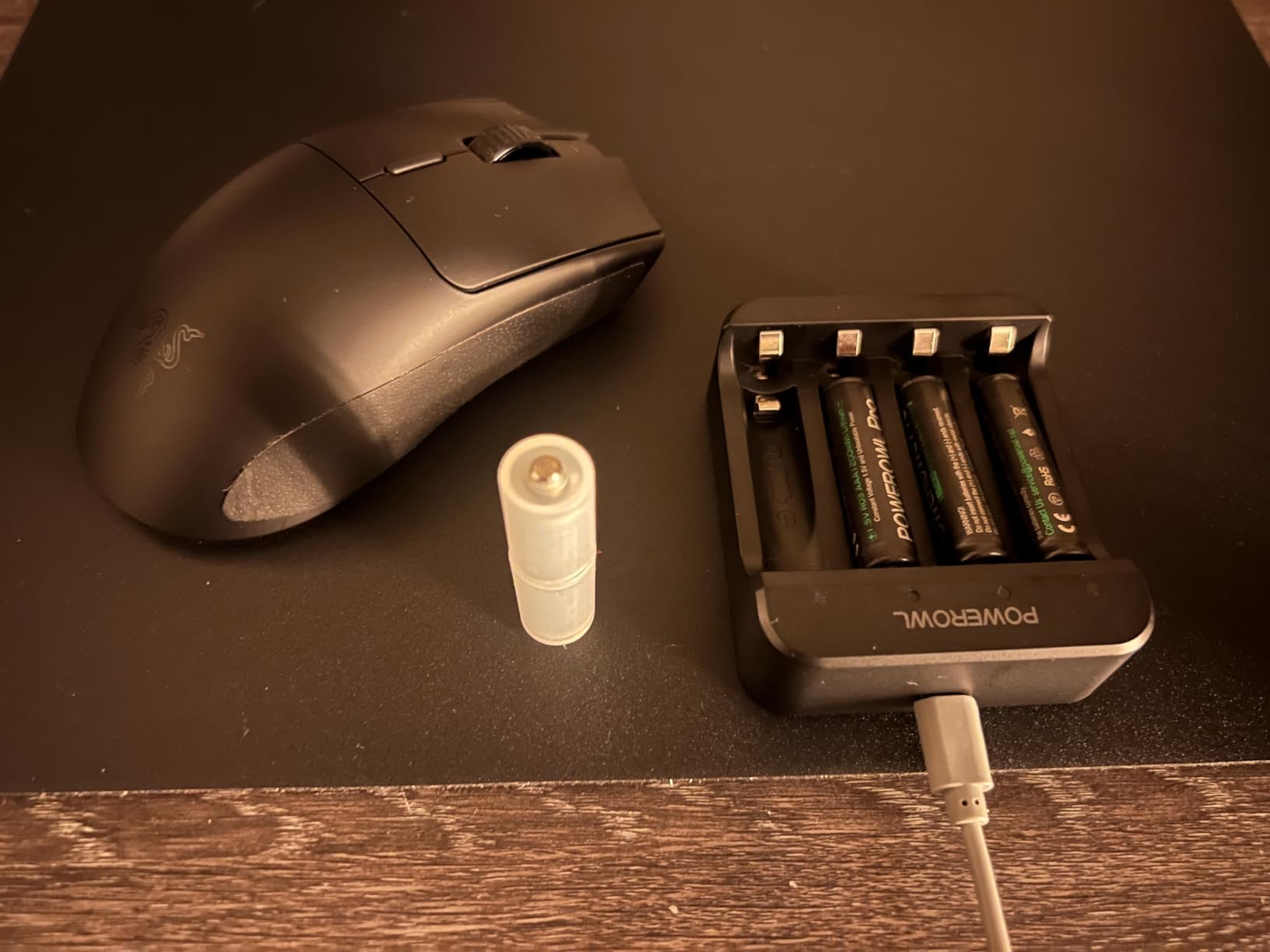 Razer Viper V3 HyperSpeed Wireless Esports Gaming Mouse: 82g Lightweight - Up to 280 Hr Battery - 30K DPI Optical Sensor - Gen-2 Mechanical Switches - 8 Programmable Controls - Classic Black - Customer Photo 2