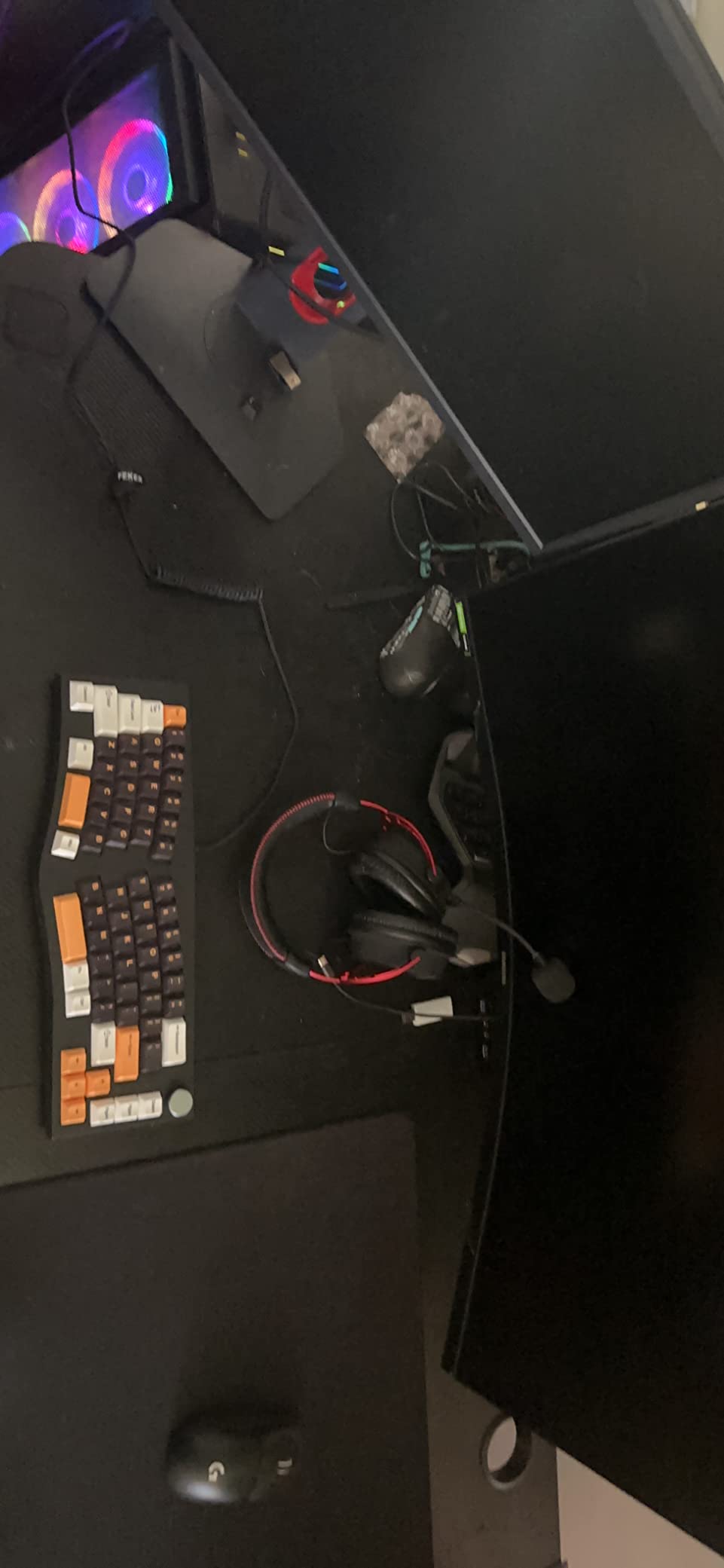 EPOMAKER x Feker IK85 Pro Gasket-Mounted Mechanical Keyboard with 1.06’ Screen and Knob, Hot Swappable 3 Modes (2.4Ghz/BT 5.0/USB-C), Sound Dampening Foams Kit, 8000mAh Battery, RGB (Mulan Switch) Customer Review EPOMAKER x Feker IK85 Pro Gasket-Mounted Mechanical Keyboard with 1.06’ Screen and Knob, Hot Swappable 3 Modes (2.4Ghz/BT 5.0/USB-C), Sound Dampening Foams Kit, 8000mAh Battery, RGB (Mulan Switch) - Customer Photo 1