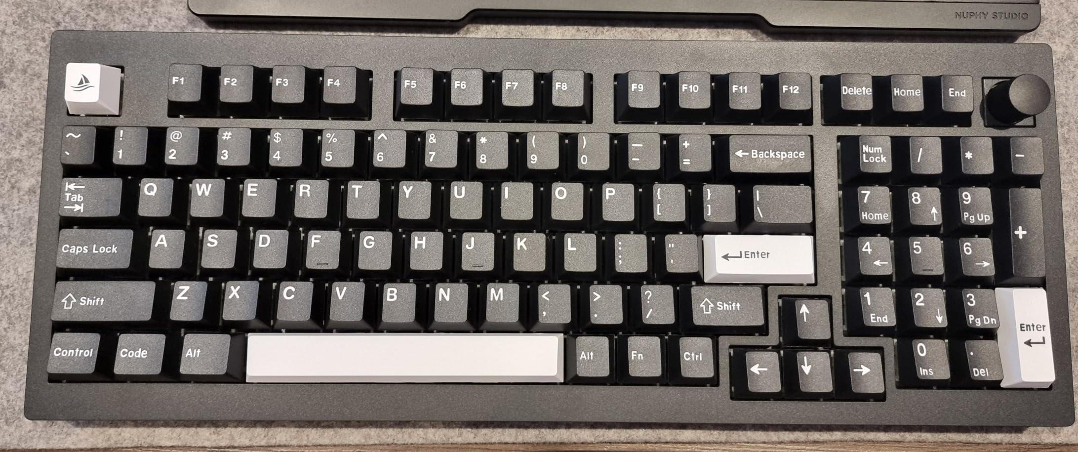 Keychron V3 Max TKL Wireless Mechanical Keyboard, QMK/VIA RGB Bluetooth/2.4 GHz/Wired, 87 Keys Hot-Swappable with Gateron Banana Switch, Compatible with Mac Windows Linux Customer Review Keychron V3 Max TKL Wireless Mechanical Keyboard, QMK/VIA RGB Bluetooth/2.4 GHz/Wired, 87 Keys Hot-Swappable with Gateron Banana Switch, Compatible with Mac Windows Linux - Customer Photo 1