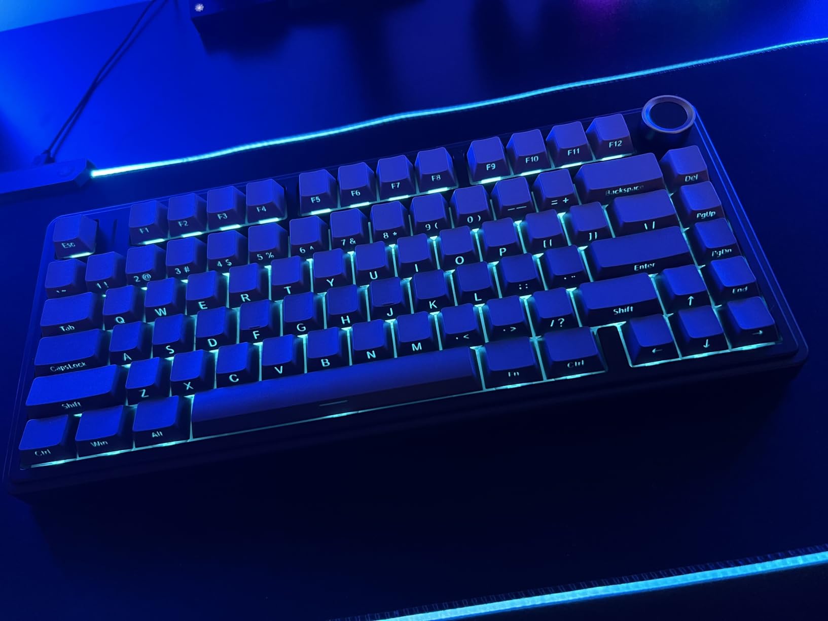 AULA F75 Pro Wireless Mechanical Keyboard,75% Hot Swappable Custom Keyboard with Knob,RGB Backlit,Pre-lubed Reaper Switches,Side Printed PBT Keycaps,2.4GHz/USB-C/BT5.0 Mechanical Gaming Keyboards Customer Review AULA F75 Pro Wireless Mechanical Keyboard,75% Hot Swappable Custom Keyboard with Knob,RGB Backlit,Pre-lubed Reaper Switches,Side Printed PBT Keycaps,2.4GHz/USB-C/BT5.0 Mechanical Gaming Keyboards - Customer Photo 2