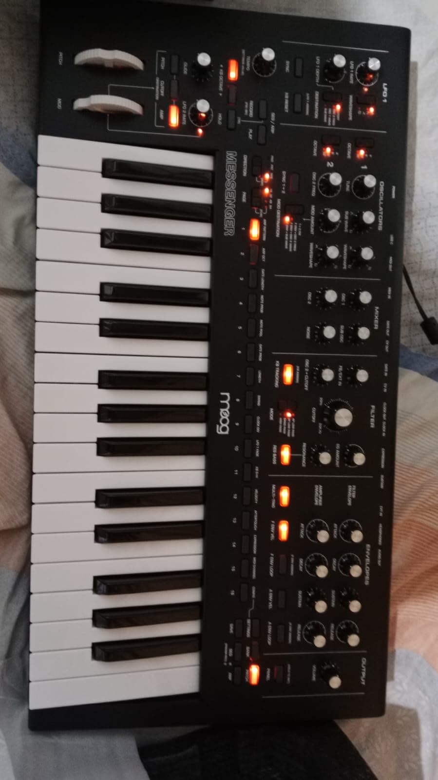 MOOG Messenger - Next-Gen Monophonic Analog Keyboard Synthesizer with 32 Keys, 64-Step Sequencer, 256 Presets and RES BASS Compensation Customer Review MOOG Messenger - Next-Gen Monophonic Analog Keyboard Synthesizer with 32 Keys, 64-Step Sequencer, 256 Presets and RES BASS Compensation - Customer Photo 1