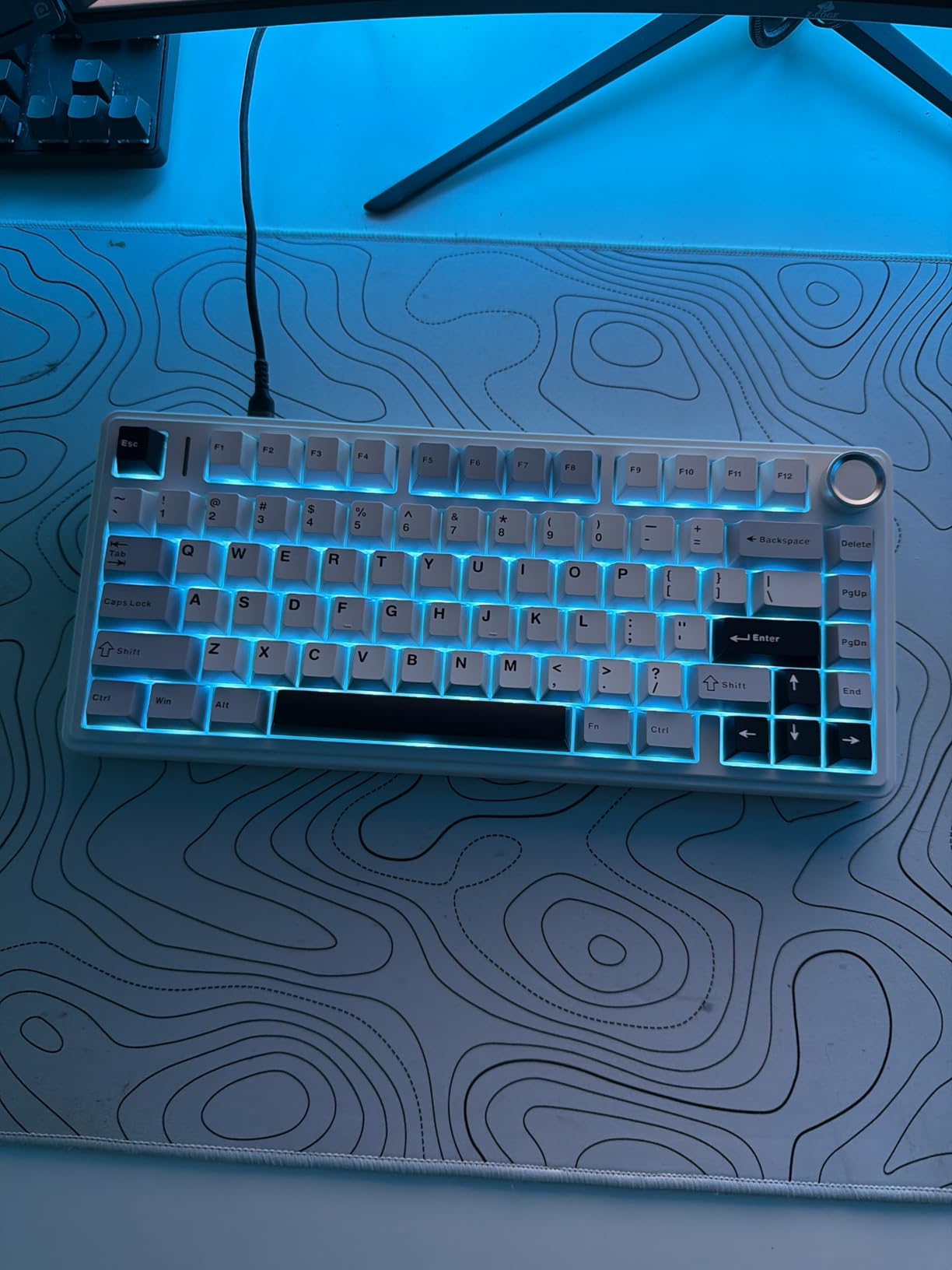 MechLands Aula F75 PRO 75% Wireless Gaming Keyboard, Gasket Mechanical Custom Keyboard with Five-Layer Padding, BT/2.4GHz/USB-C, Hot Swappable, Knob, RGB, Reaper Switches (Gradient Black) - Customer Photo 1