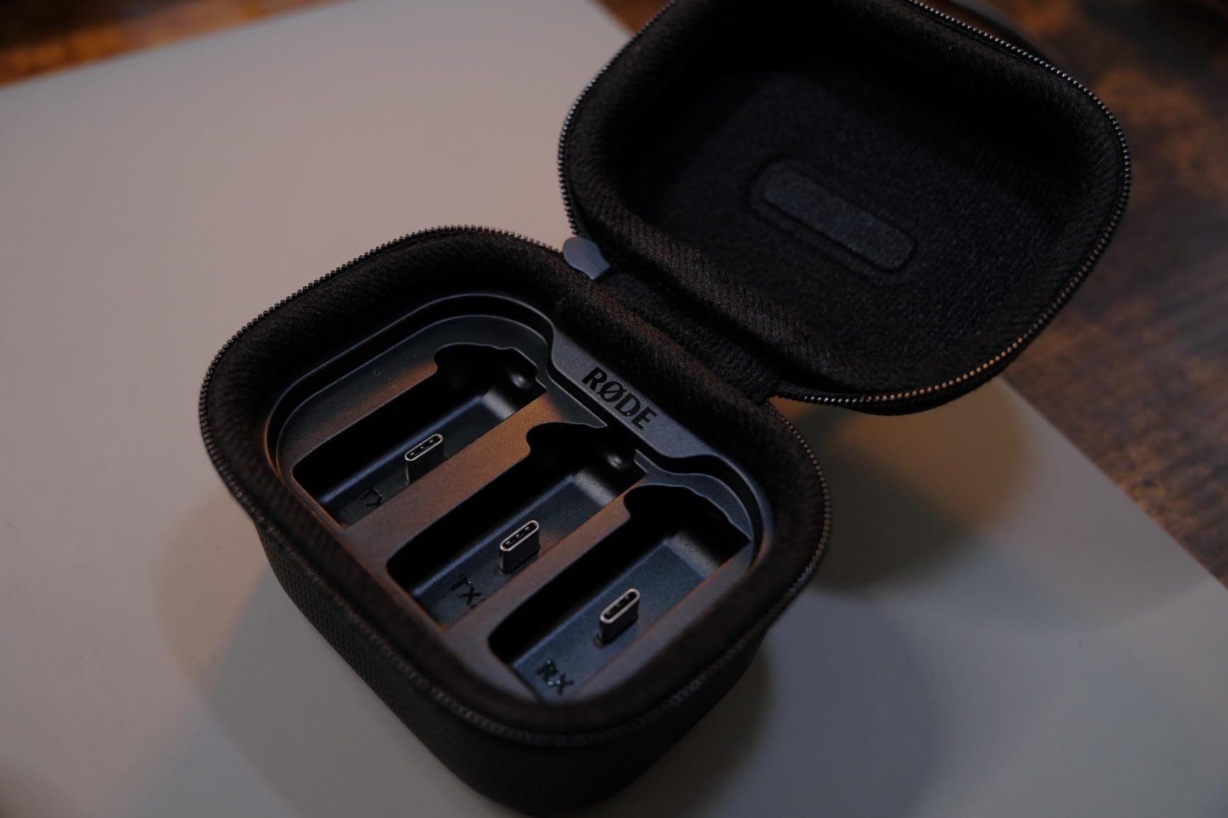 RØDE Wireless GO (Gen 3) – Compact Wireless Mic – Pristine Audio, 32-bit Float Recording, Automatic Level Control, for Phones, Cameras and Computers (Green) - Customer Photo 2