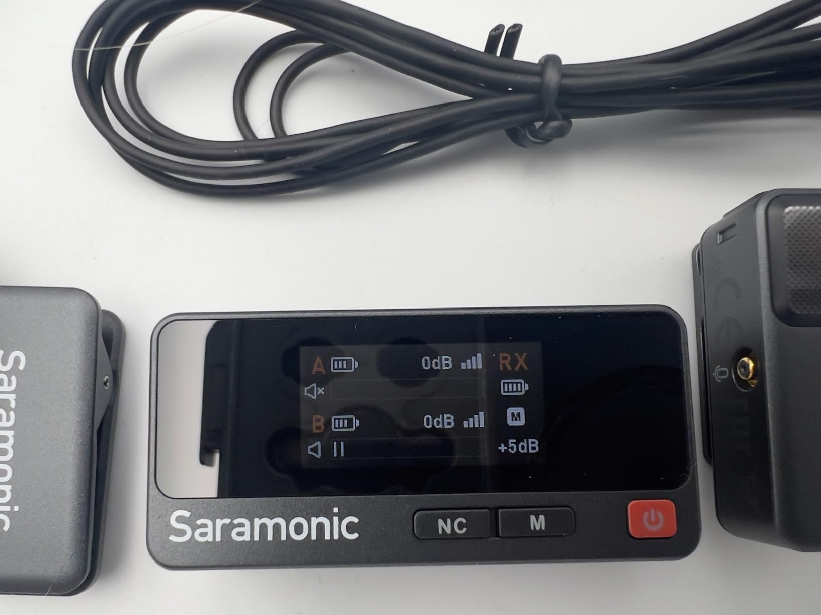 Saramonic Air Wireless Microphone for iPhone/Camera/Android, 11g Ultralight, 48kHz/24-bit,120dB Max SPL, 2 Lavalier Microphones, 300m Range, Noise Cancelling, 30h Use, Vlog - Customer Photo 2
