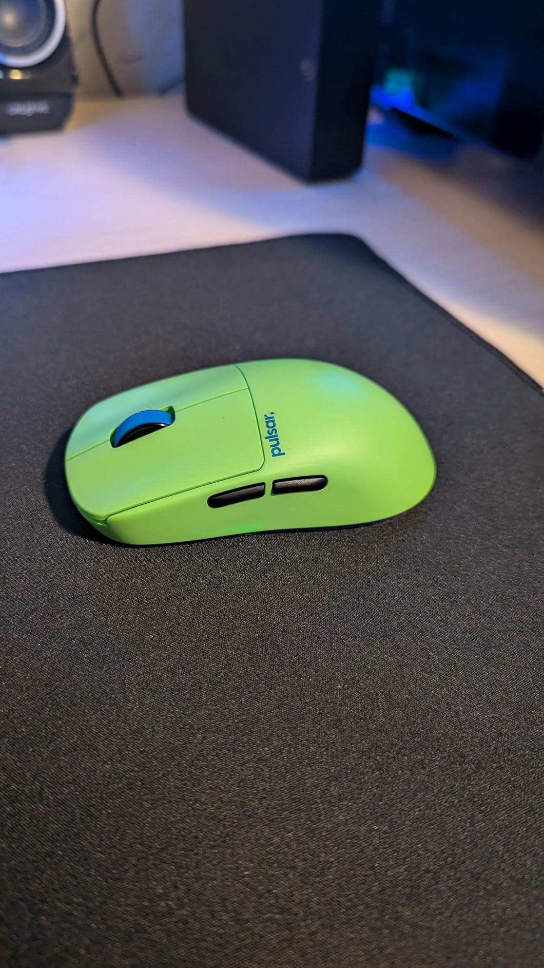 Pulsar Gaming Gears X3 LHD Crazylight Wireless Gaming Mouse, Ultra Lightweight 1.51 oz (43g), Hybrid Ergonomic, Optical Switch, 32000 DPI, 750 IPS, XS-1 Sensor, 8k Compatible (Left-Handed, Jet Black) - Customer Photo 2